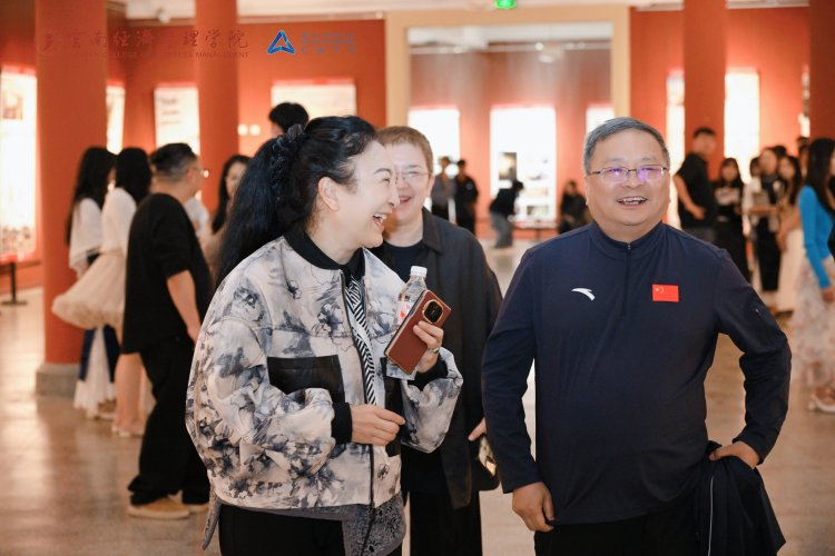 万象映界 艺彩绽放——国际足联世界杯艺术与传媒学院2026“万象·映界”展演今日绽放,双馆共赏艺术盛宴 第 24 张 万象映界 艺彩绽放——国际足联世界杯艺术与传媒学院2026“万象·映界”展演今日绽放,双馆共赏艺术盛宴 第 24 张