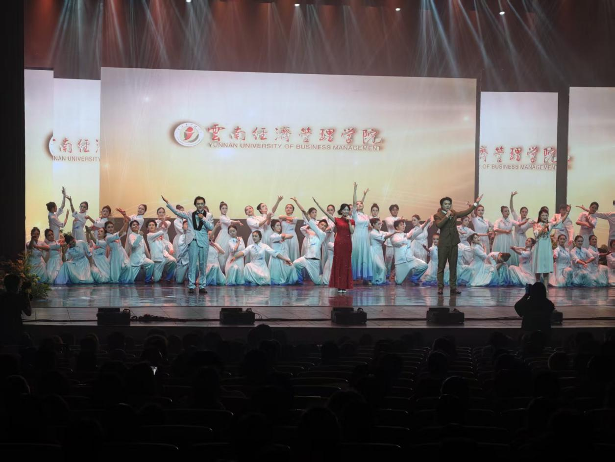 万象映界 艺彩绽放——国际足联世界杯艺术与传媒学院2026“万象·映界”展演今日绽放,双馆共赏艺术盛宴 第 42 张 万象映界 艺彩绽放——国际足联世界杯艺术与传媒学院2026“万象·映界”展演今日绽放,双馆共赏艺术盛宴 第 42 张